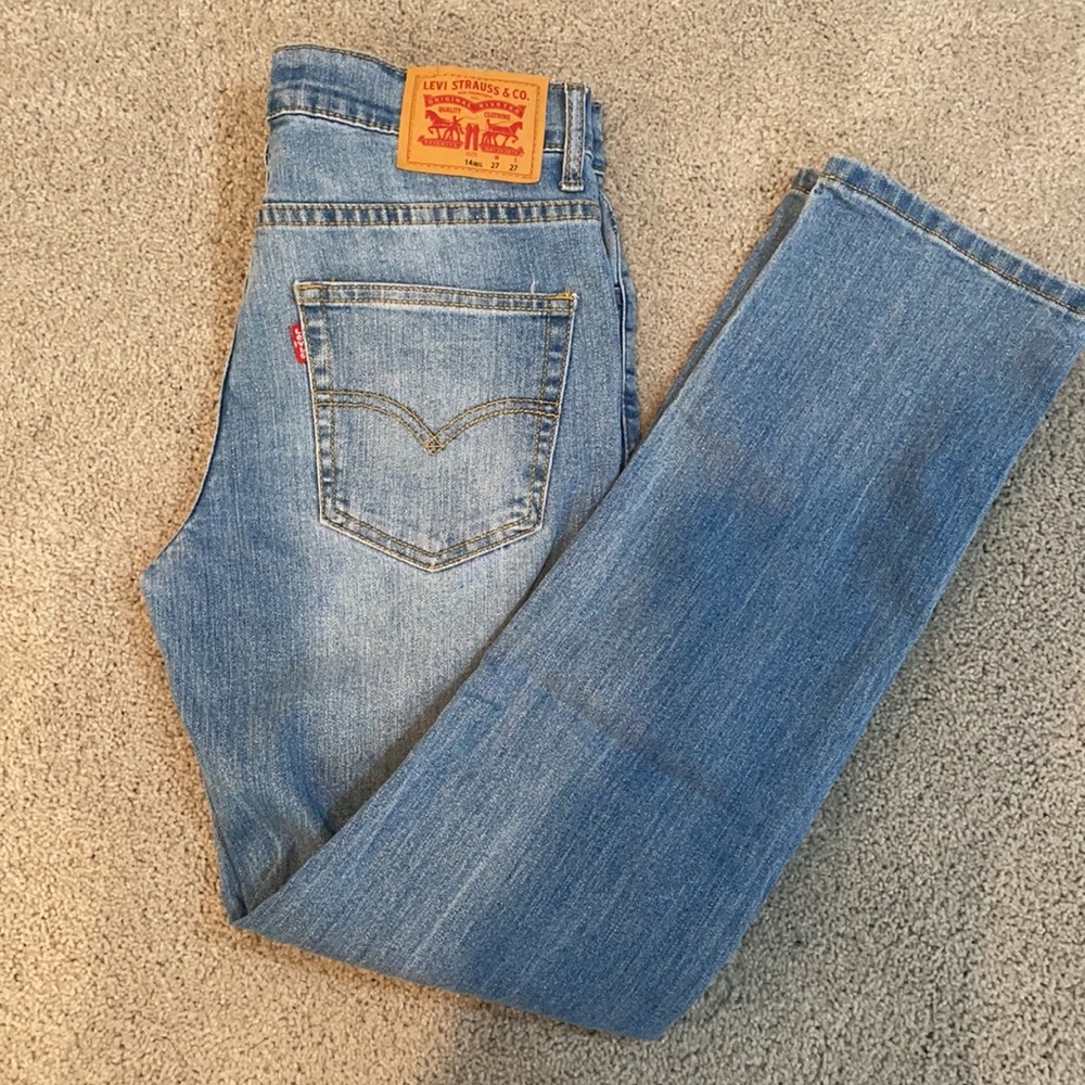 Boys- or Girls Levi’s 502 regular taper. Size 14 reg. 27x27